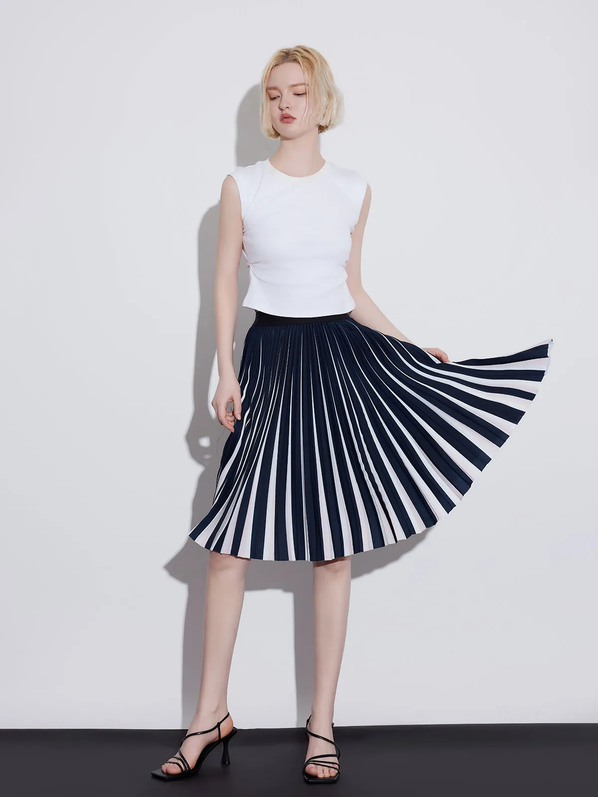 ASOBIO Pleated Striped Midi Skirt