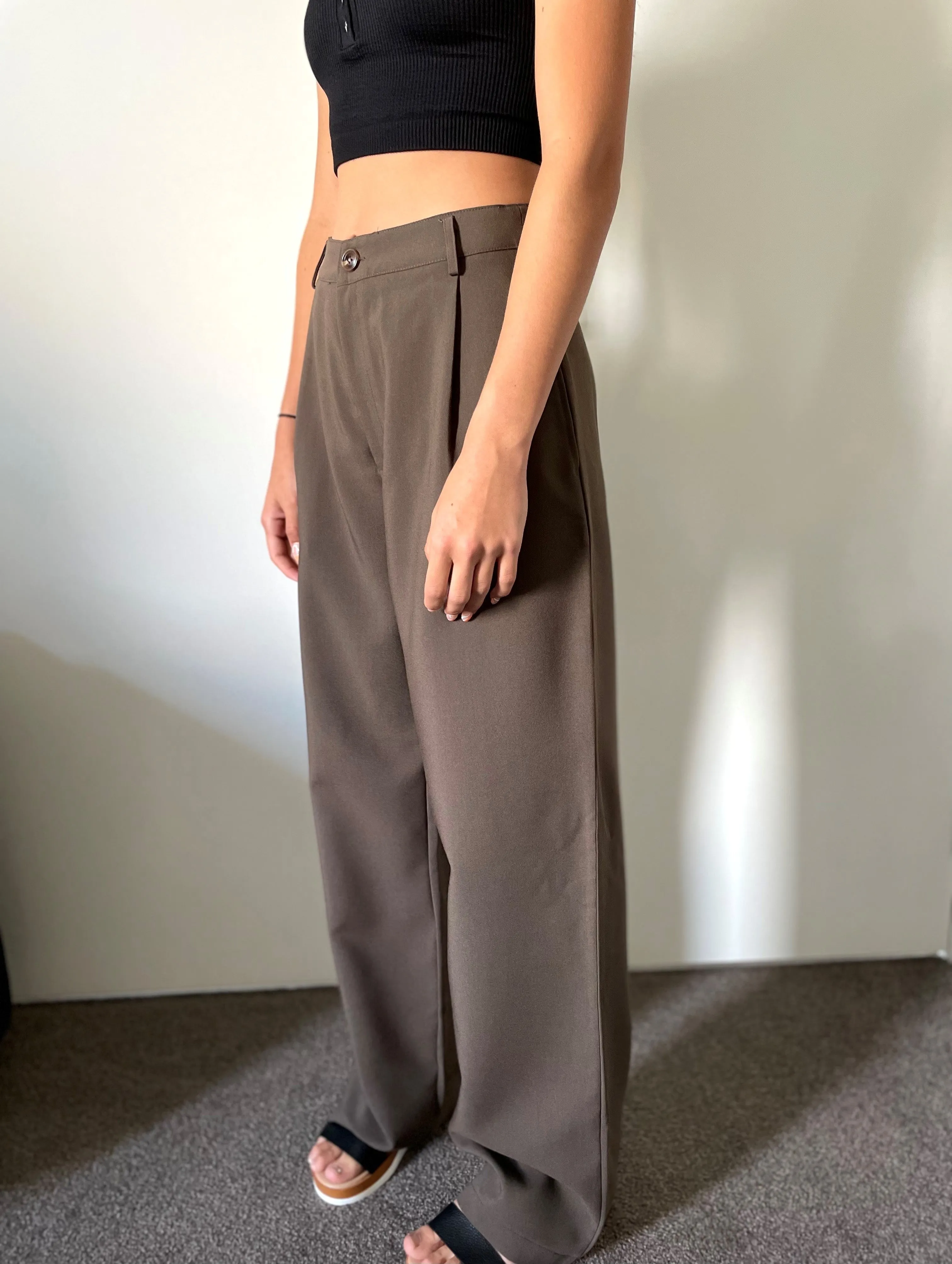 LARA High Waisted, Wide Leg Pants