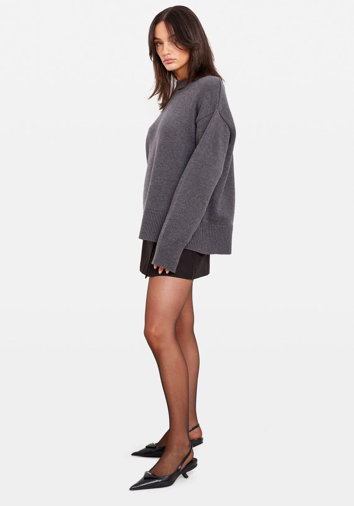 OVERSIZED CREW NECK SWEATER GREY