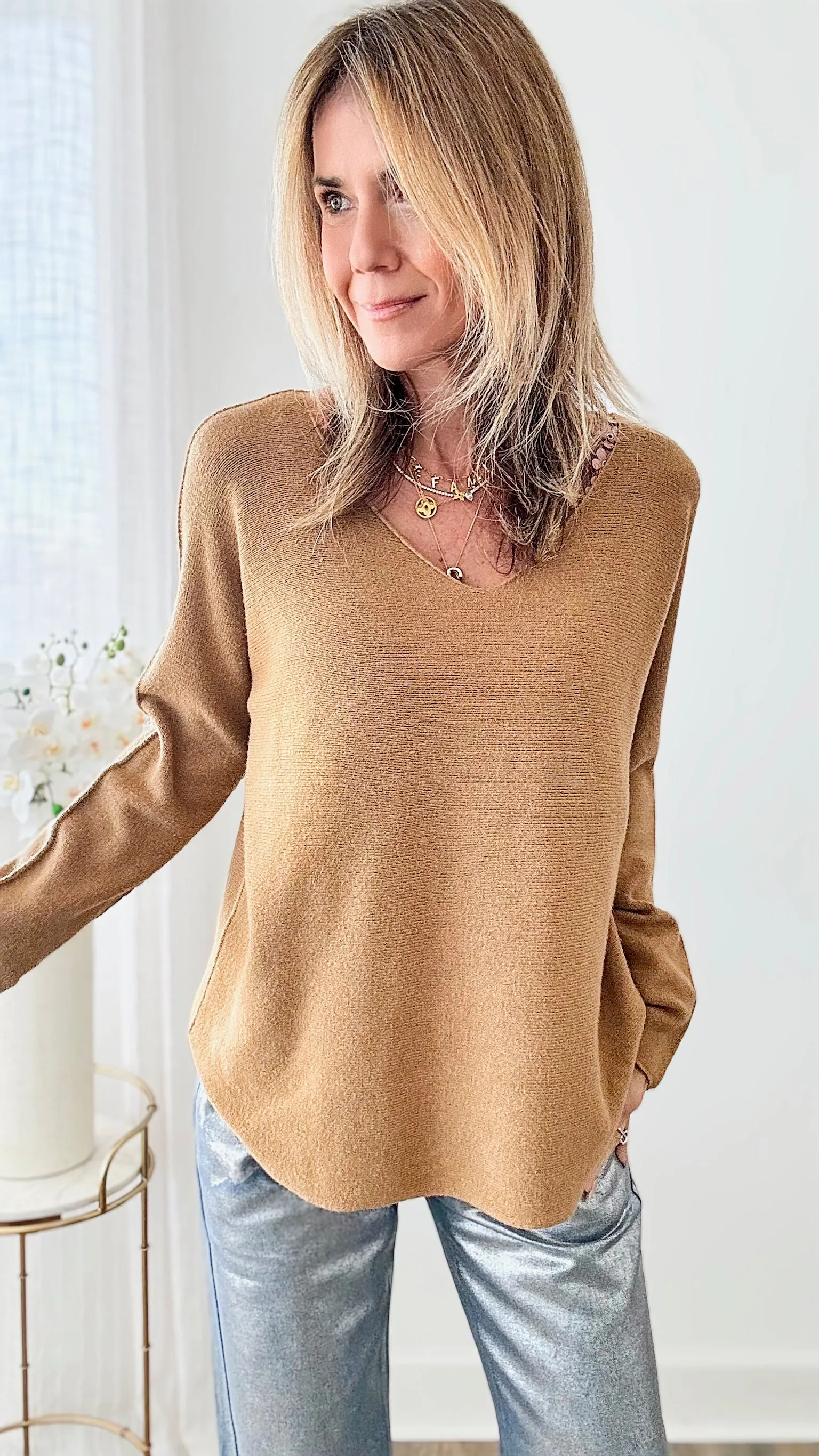 Soho Italian V-Neck Pullover - Camel